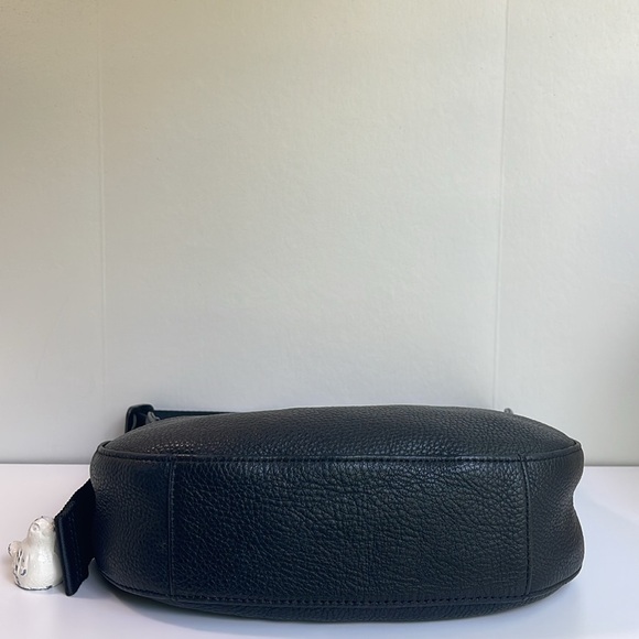 BAGGU Original Release Small Leather Crescent Bag In Black - Picture 13 of 17